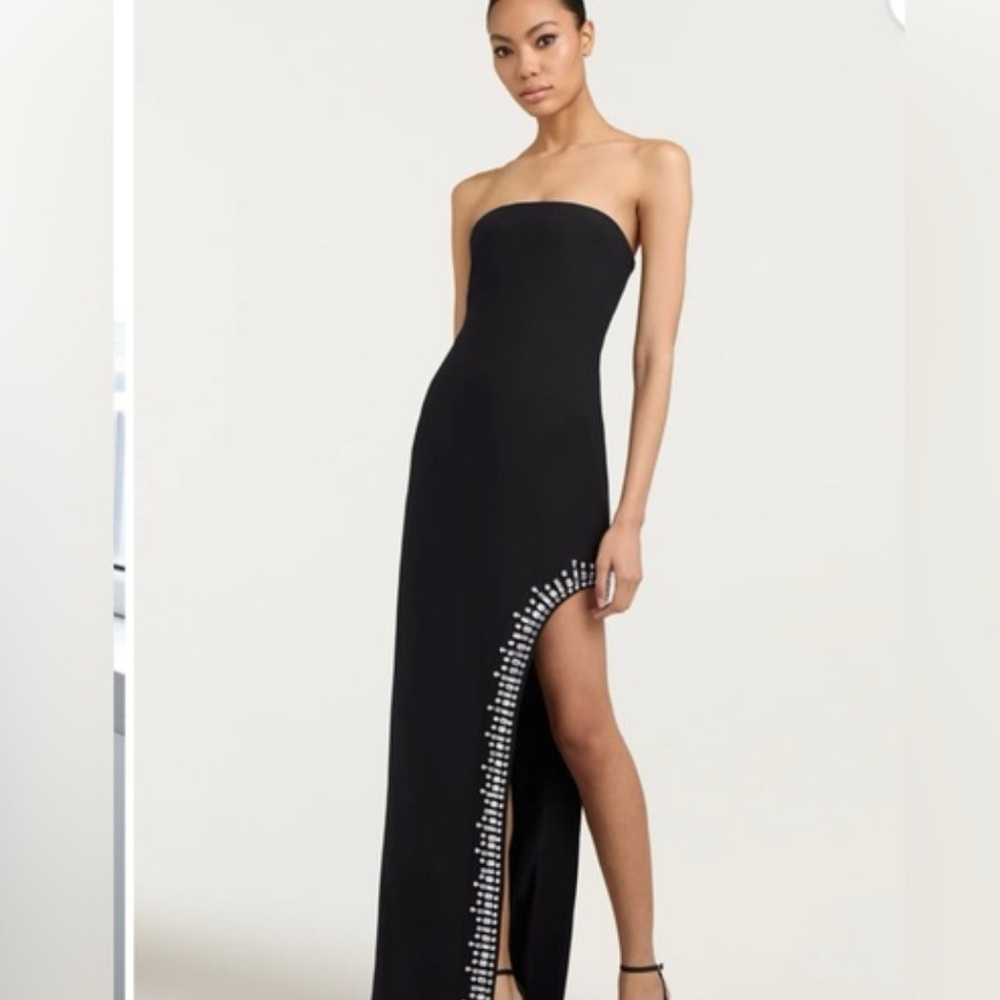 Elegant Black Strapless Evening Gown Cinq a Sept